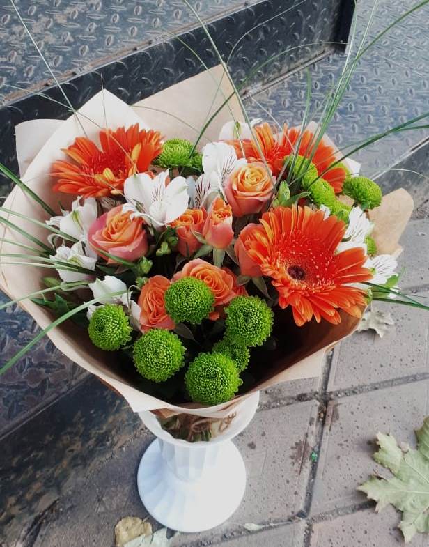Букет цветов из: Герберы, Хризантемы, Альстромерии и Розы в Павлоградке