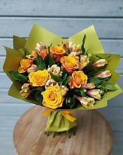 Букет цветов из:  Альстромерии и Розы в Павлоградке