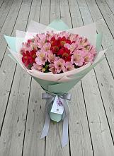 Букет цветов из:  Альстромерии в Павлоградке