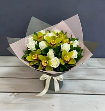 Букет цветов из:  Орхидеи и Розы в Павлоградке