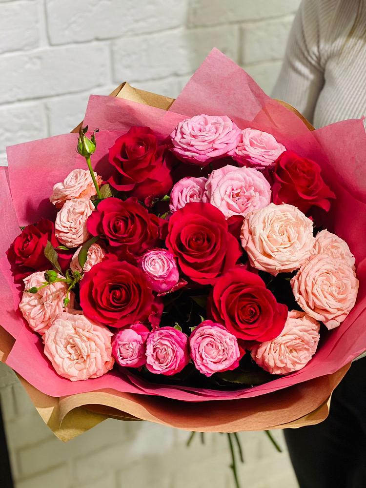 Букет цветов из: Розы в Павлоградке