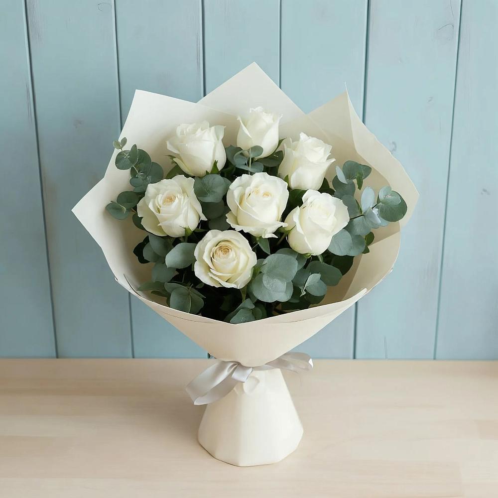 Букет Белые розы в Эвкалипте в Павлоградке
