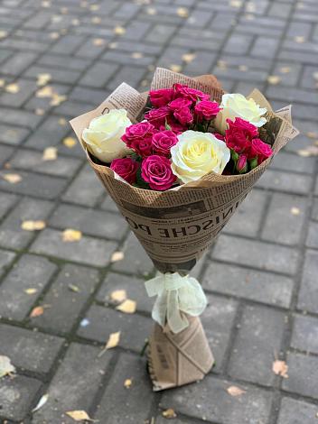 Букет цветов из: Розы в Павлоградке