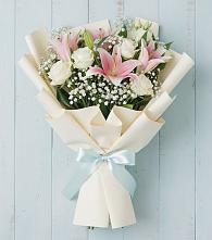 Букет цветов из:  Лилии #REPLACE_PRED# Павлоградке